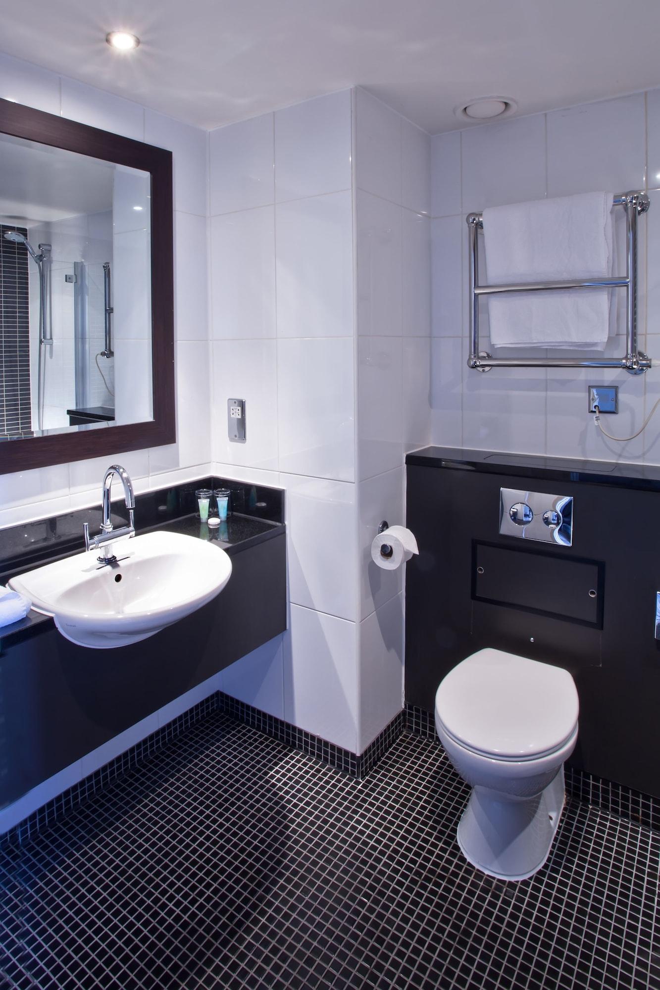 Britannia Daresbury Park Hotel & Spa Warrington Dış mekan fotoğraf